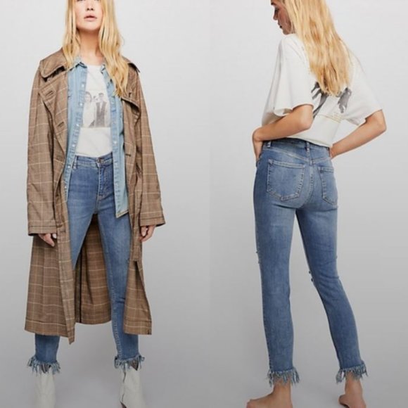 FREE PEOPLE Great Heights Frayed Skinny Jean-SZ 26 - Picture 3 of 5